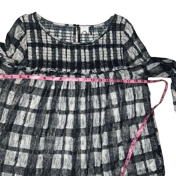 Anthropologie Akemi + Kin Patrizia Lace Plaid Blouse Flare Sleeves Size Medium M - Picture 7 of 10